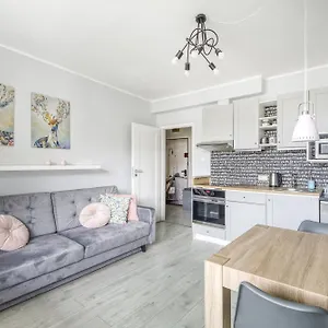 Gama Kondratowicza18 Apartament Warszawa